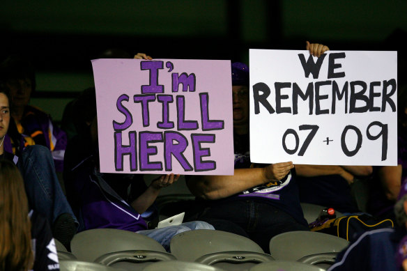 Storm fans voice their displeasure in 2010.