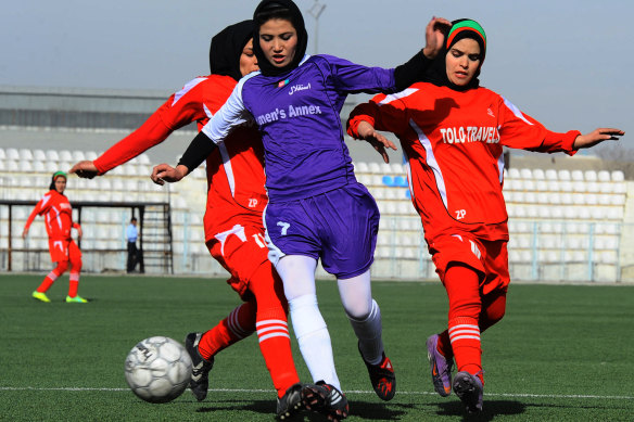 Australia is facilitating the arrival of about 3000 Afghan refugees fleeing the Taliban.