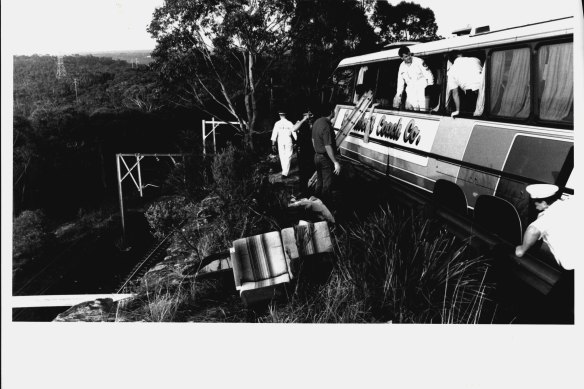 The bus came to a rest only centimetres from a 15-metre drop after the 1992 crash in the Blue Mountains.
