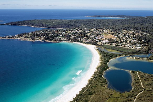 Binnalong Bay, at the southern end of the Bay of Fires.