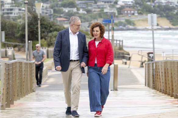 The Prime Minister Anthony Albanese and the new Member for Dunkley Jodie Belyea on their way to Oliver’s Corner in Frankston, Melbourne on Sunday. 
