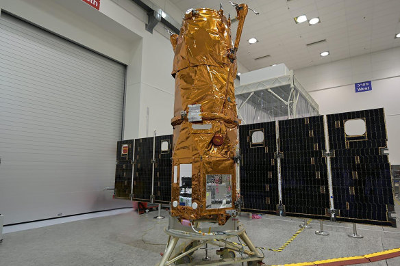 The Ofek 16 shortly before lift-off.