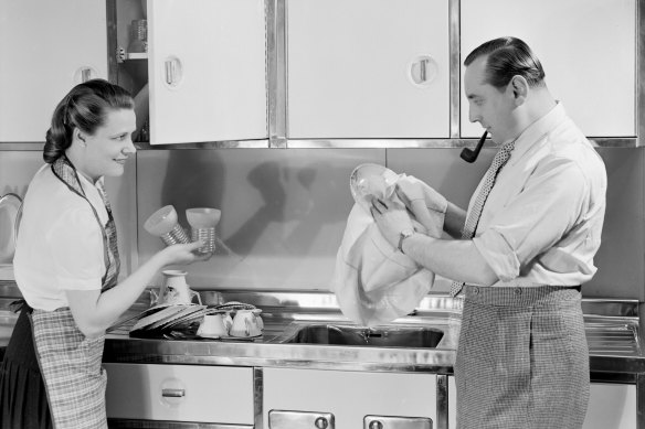 I do “5 to 14 hours a week” of housework according to my calculations. Jocasta isn’t so sure.