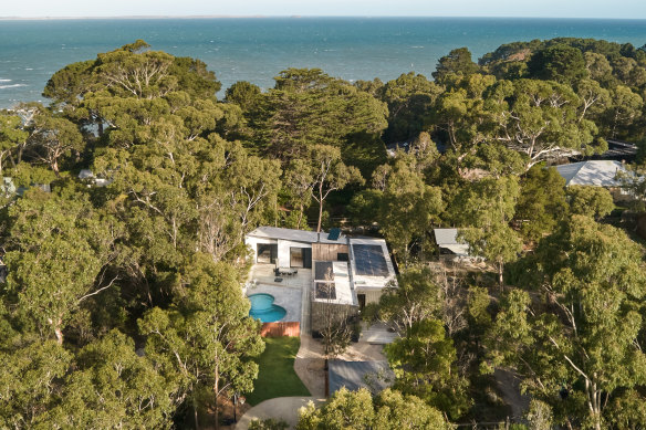 Prefabricated homes like this one by Arkular in Victoria make up only a tiny part of Australia’s new-builds.