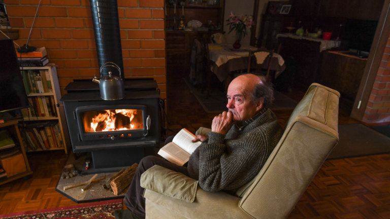 Mayor Calls For Wood Heater Buy Back Scheme As Residents Rage Over Suburban Smoke