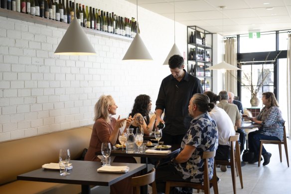 Messmates occupies a former bakery in the centre of Warragul.