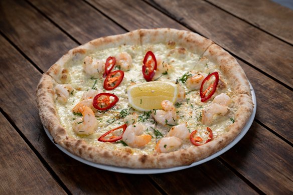 Chilli prawn pizza.
