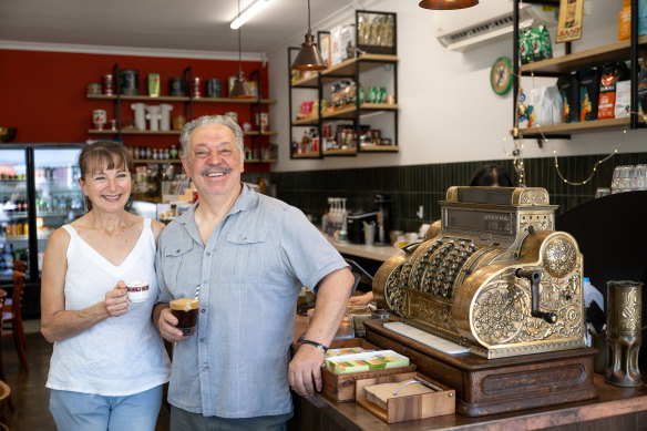 Many loyal customers have followed Susie and John Rerakis to their latest venture.