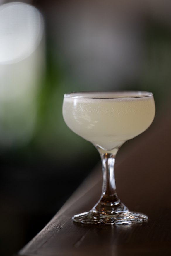 Classic cocktails, including a Daquiri, are made well.