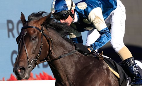 Glen Boss wins the Tancred Stakes on Sir Dragonet.