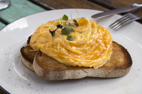 Cafe-style folded eggs on toast.