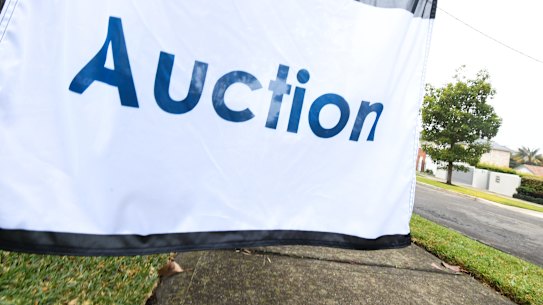 House prices fell by 0.7 per cent nationally through the June quarter, the ABS has found, but there are signs of moderation