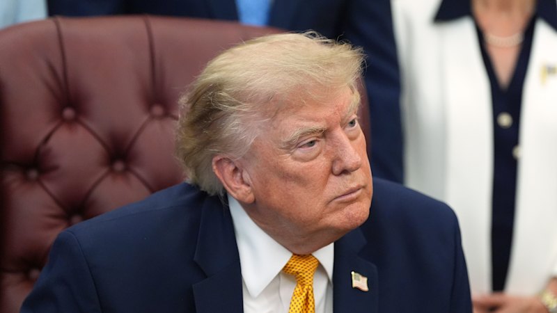 Australia news LIVE: Trump says latest talks offer Iran ‘last chance’ to strike a deal; Advocates push for Labor to ban betting inducements at gambling inquiry