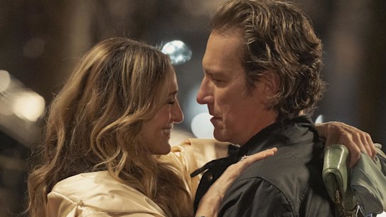 And just like that ... Carrie Bradshaw (Sarah Jessica Parker) realises that former fiancé Aiden (John Corbett) was a better fit. 