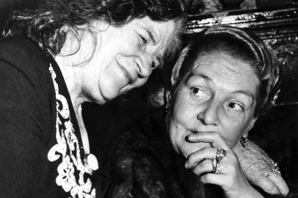 Sydney underworld figure Tilly Devine (right) with her former rival Kate Leigh in 1948.