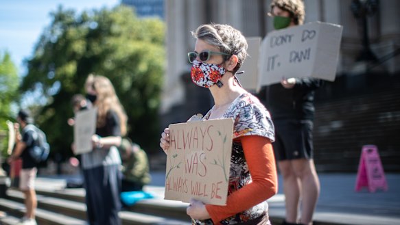 Protests at Parliament over the Djab Wurrung trees. 