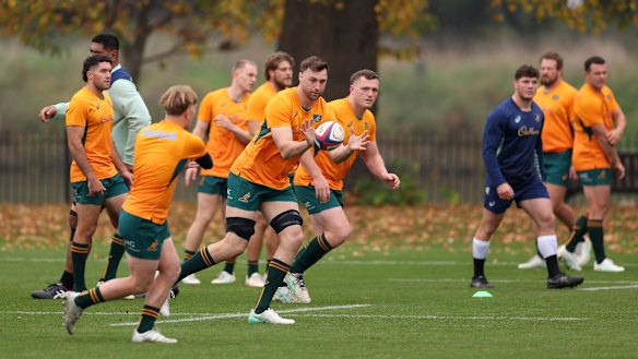 Nick Frost trains with the Wallabies.