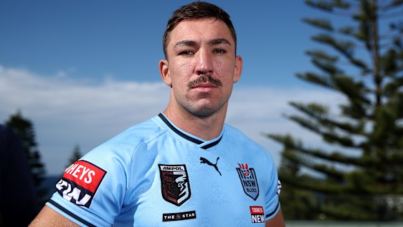 NSW State of Origin hooker Reece Robson will join the Sydney Roosters.