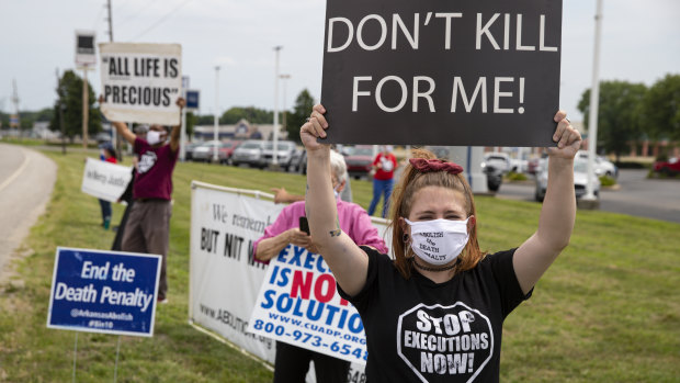 Protesters against the death penalty gather in Terre Haute, Indiana, before Purkey's execution.