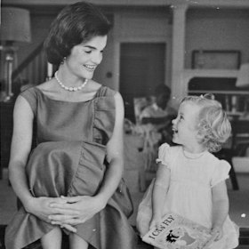 Caroline Kennedy with her mother Jacqueline in 1960.