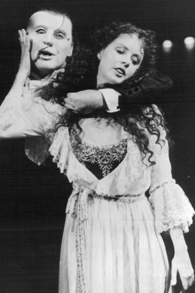 Michael Crawford and Sarah Brightman in Phantom of the Opera, June 1997.