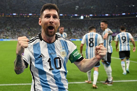 Lionel Messi of Argentina celebrates scoring his team’s first goal against Mexico in their 2022 World Cup clash.