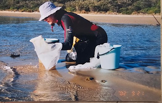 In 2002, Winberg worked in the Jervis Bay marine park, taking soft sediment samples to gauge biodiversity.