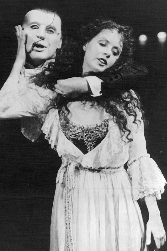 Michael Crawford and Sarah Brightman in Phantom of the Opera, June 1997.
