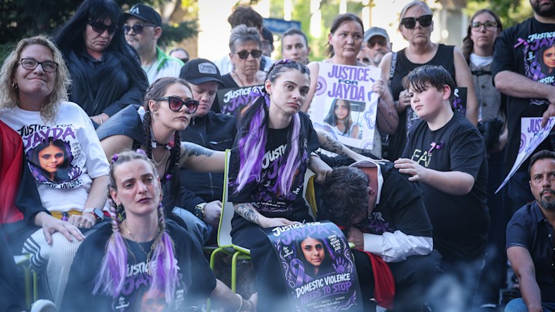 Jayda had a light that made people stop. Hundreds just gathered to make sure it stays burning