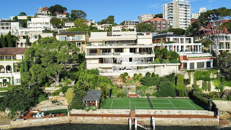 From a $1.3m Zetland unit to one of Sydney’s most expensive homes: Estranged wife wins $95m mansion