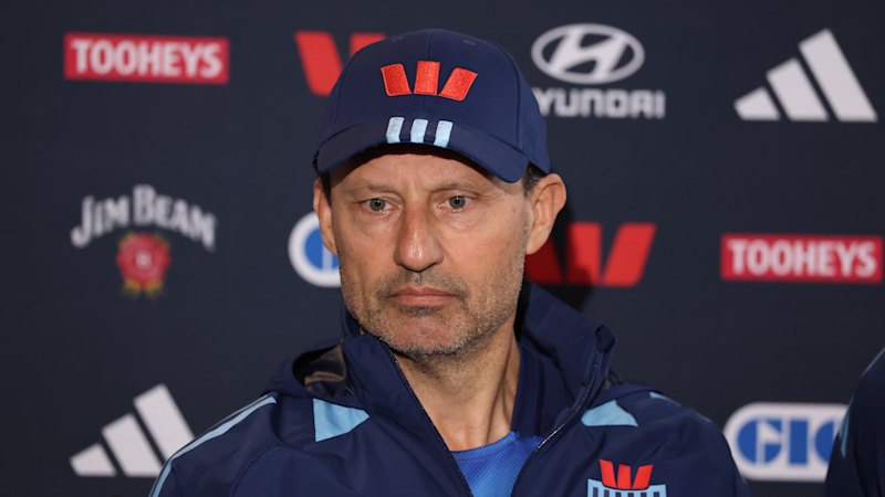 Watch LIVE: NSW coach Laurie Daley addresses team 