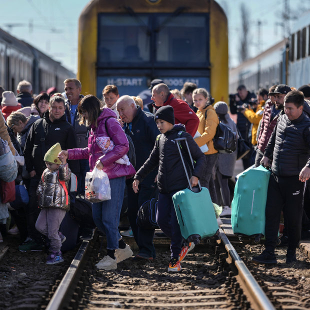 Ukrainian refugees at border town, Zahony, Hungary on Saturday. More than 2 million refugees have fled Ukraine since the start of Russia’s military offensive, and Hungary has welcomed more than 144,000.