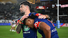 Wayde Egan consoles teammate Ali Leiataua.