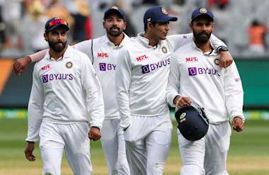 India squared the series at 1-1 in Melbourne.