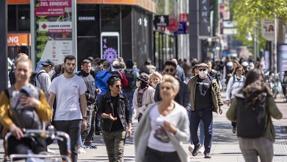 Just like old times: Berlin's popular shopping boulevard Kurfuerstendamm on Wednesday.