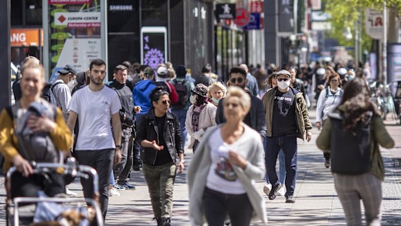 Berlin's popular shopping boulevard Kurfurstendamm was bustling on Wednesday.