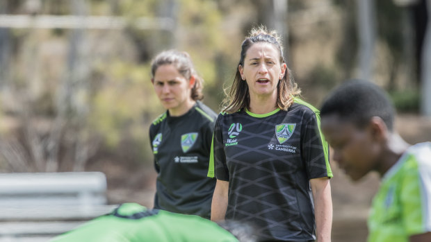 Canberra United coach Heather Garriock says the FFA need to lift their game in supporting the Matildas. 