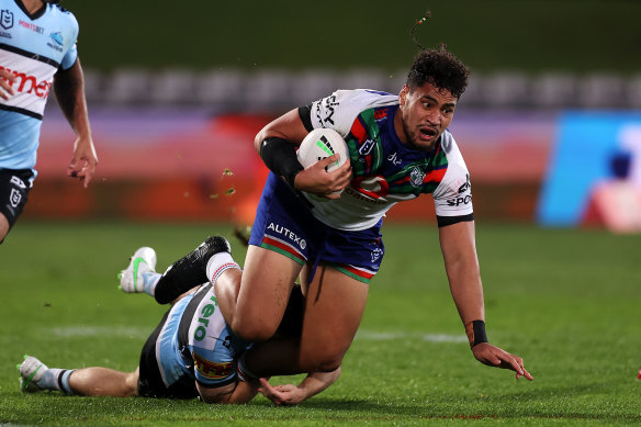 Eli Katoa in action for the Warriors.