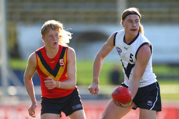 Harley Reid (right) is considered the standout player in this year’s national draft.