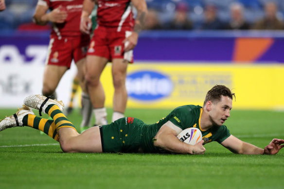 Cameron Murray scores his second try for Australia.
