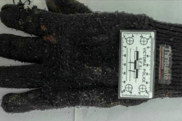 Years after Eliah Abdelmessih was found dead, the unknown female DNA detected on this glove found at the murder scene was identified as a match to the DNA of Katia Pyliotis.