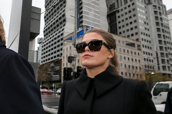 Belle Gibson did not stop to speak to the media as she returned to the Federal Court over her failure to pay a $410,000 penalty. 