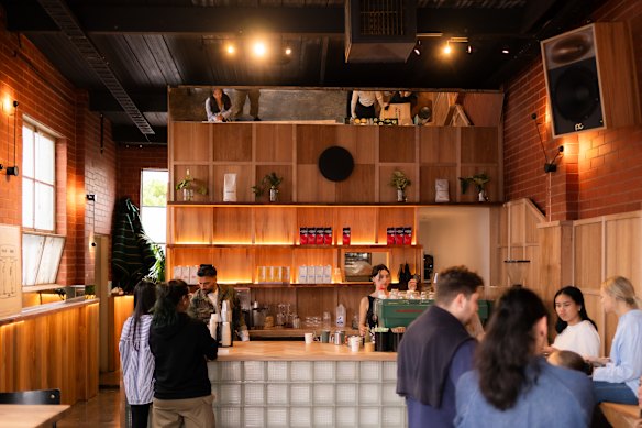 On Air has a 1970s loft vibe with blond timber bleachers. 