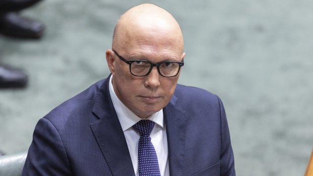 Dutton warns his federal MPs to remain united, in direct swipe at Victorian Liberals