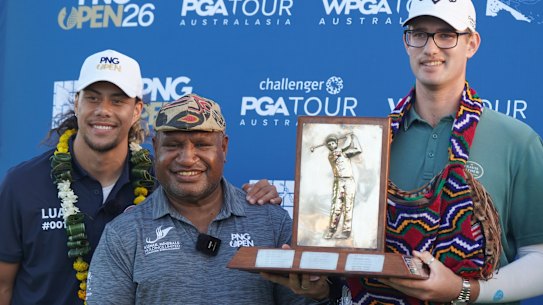 Jarome Luai, PNG Prime Minister James Marape and PNG Open winner Josh Armstrong.