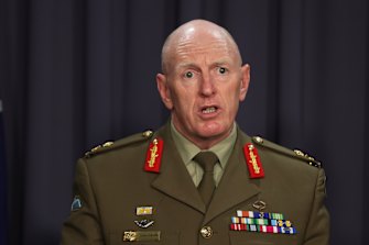 Lieutenant General John Frewen. 