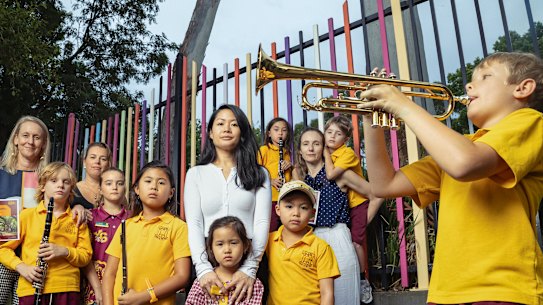 Parents Stephanie Dunstan, Nicole Done, Hong Ly, and Alena Maher with their children from Glebe Public School.