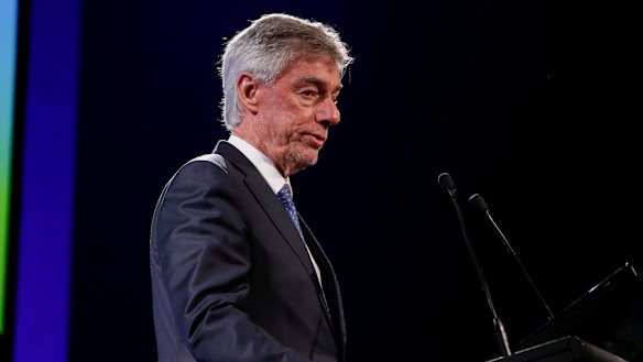 Westpac chairman Lindsay Maxsted said it was in the best interests of the company if chief executive Brian Hartzer stays.