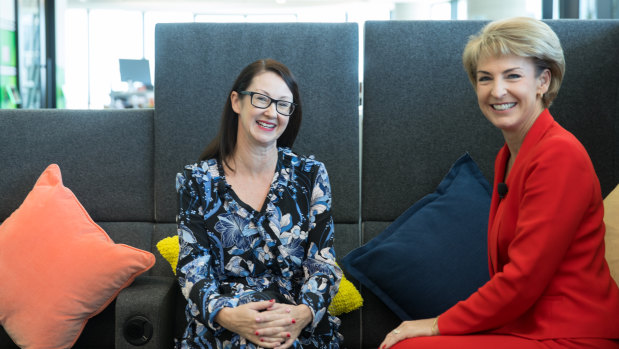 Kaylie Smith, of Facebook, and
Michaelia Cash, Minister for Small and Family Business, launch the program at Facebook's headquarters in Melbourne.