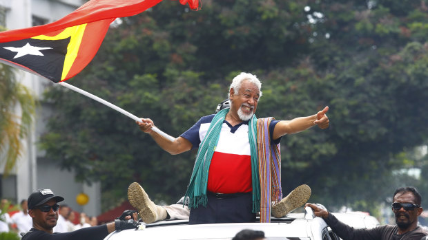 East Timorese independence hero Xanana Gusmao is pushing ahead with his controversial plan.